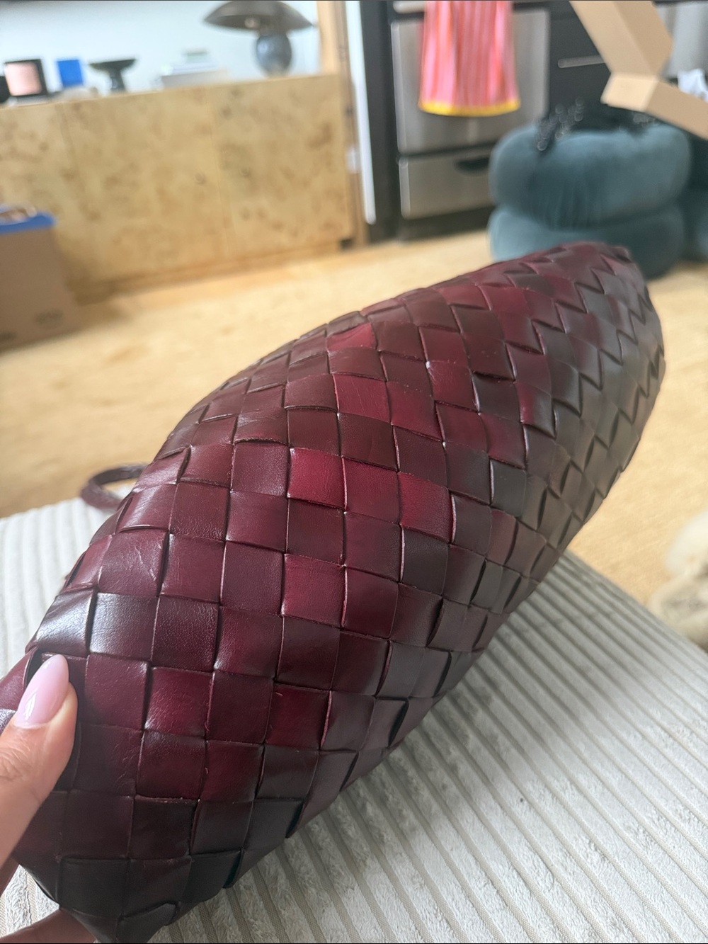 DRAGON DIFFUSION BURGUNDY WOVEN BAG - Picture 2 of 5